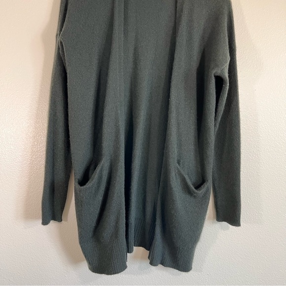 AQUA Cashmere Cardigan Olive Medium - Picture 4 of 7